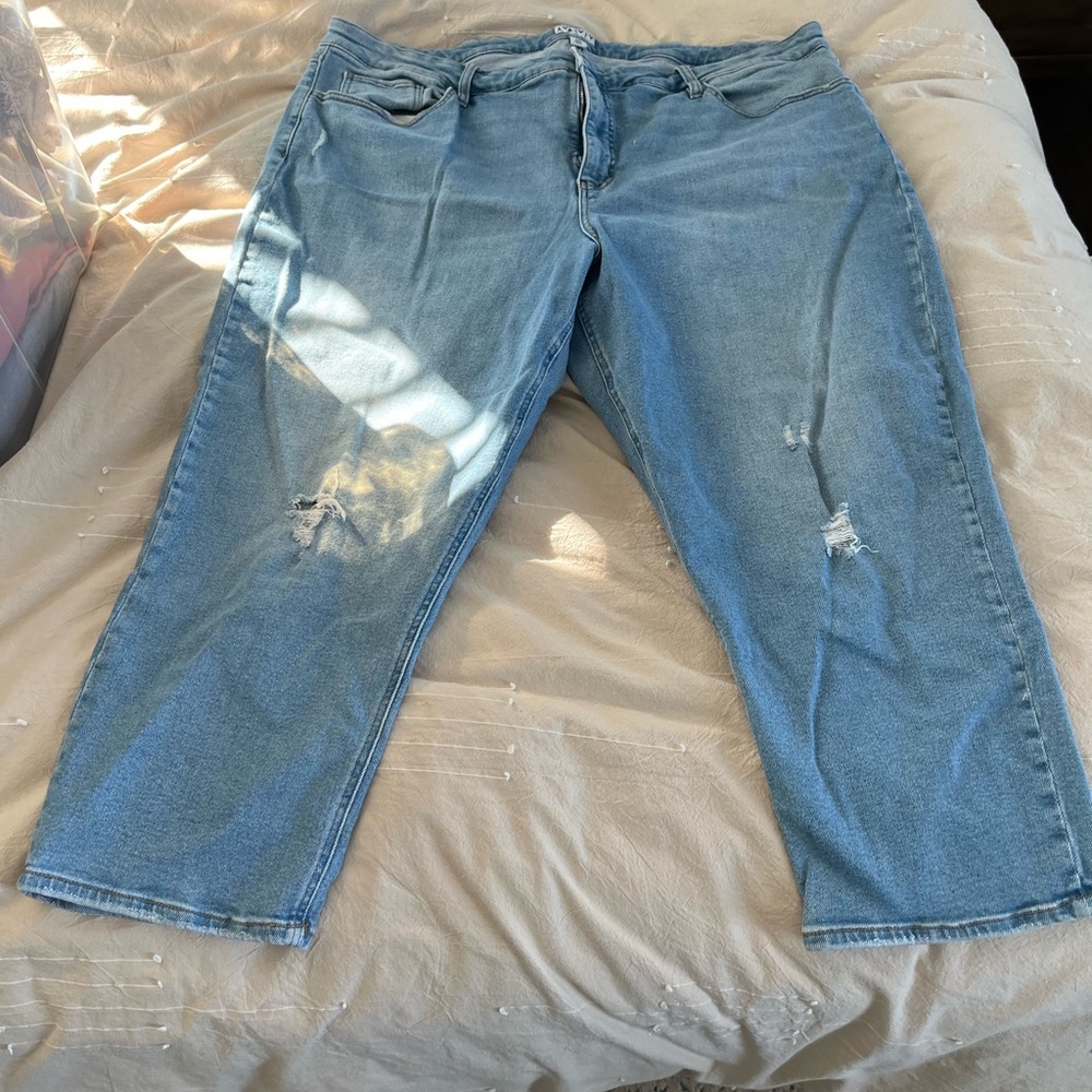 Distressed Light Blue Jeans